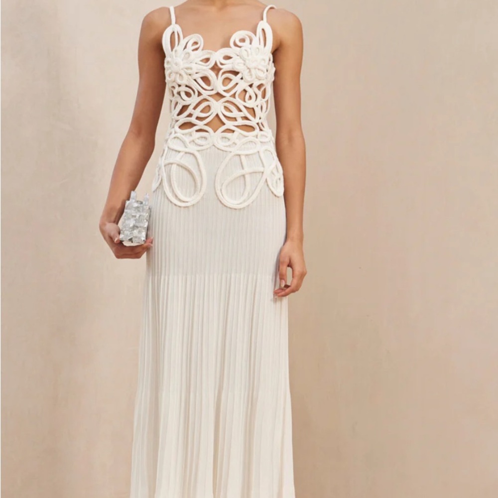 Elegant White Lace Evening Dress